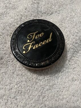 Too Faced powder